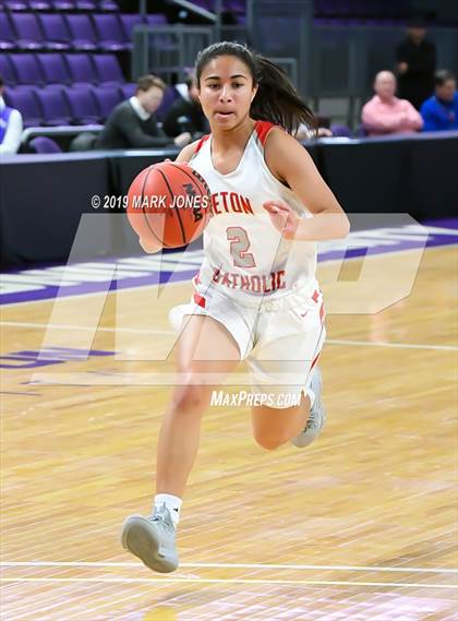 Thumbnail 1 in Mesquite vs. Seton Catholic (AIA 4A Semifinal) photogallery.