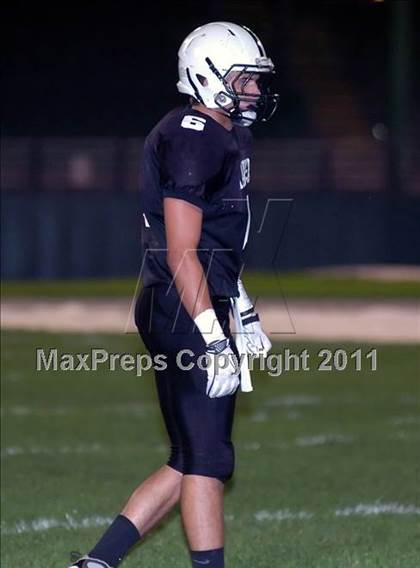 Thumbnail 2 in Foran @ Xavier photogallery.