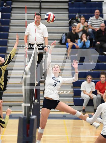 Thumbnail 2 in Rock Canyon @ Valor Christian (CHSAA 5A Region 4) photogallery.