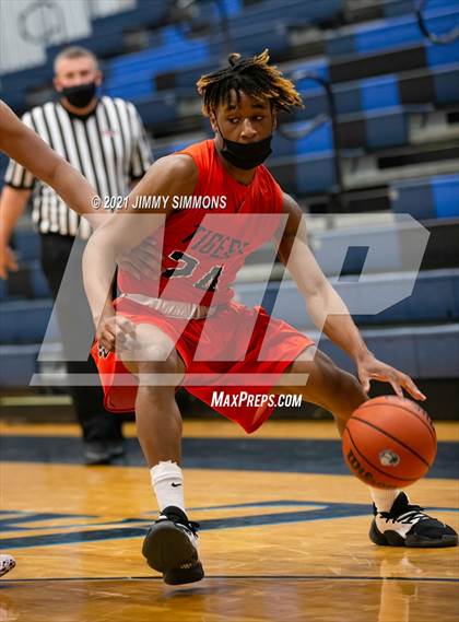 Thumbnail 1 in Edwardsville @ Belleville East photogallery.