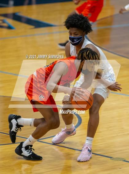 Thumbnail 1 in Edwardsville @ Belleville East photogallery.