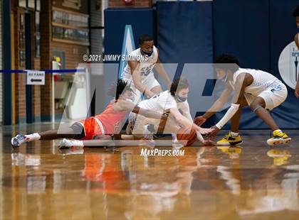 Thumbnail 2 in Edwardsville @ Belleville East photogallery.