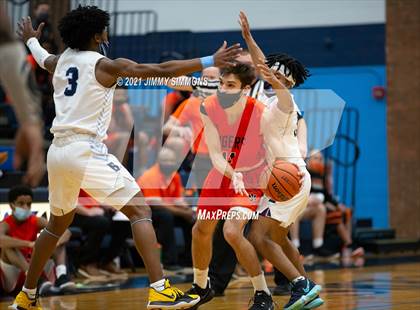 Thumbnail 2 in Edwardsville @ Belleville East photogallery.