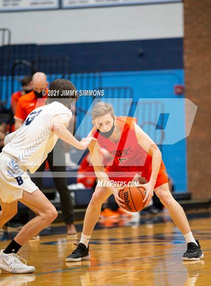 Thumbnail 2 in Edwardsville @ Belleville East photogallery.
