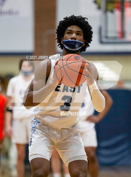 Thumbnail 1 in Edwardsville @ Belleville East photogallery.