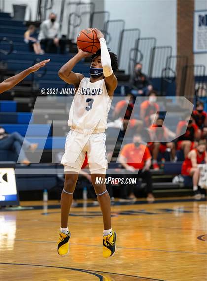 Thumbnail 2 in Edwardsville @ Belleville East photogallery.