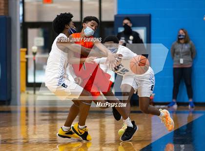 Thumbnail 2 in Edwardsville @ Belleville East photogallery.