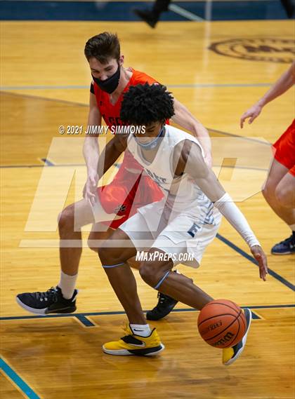 Thumbnail 2 in Edwardsville @ Belleville East photogallery.