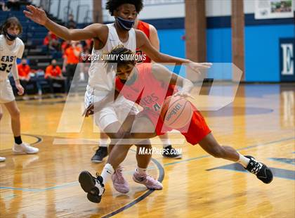 Thumbnail 1 in Edwardsville @ Belleville East photogallery.