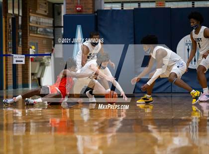 Thumbnail 1 in Edwardsville @ Belleville East photogallery.