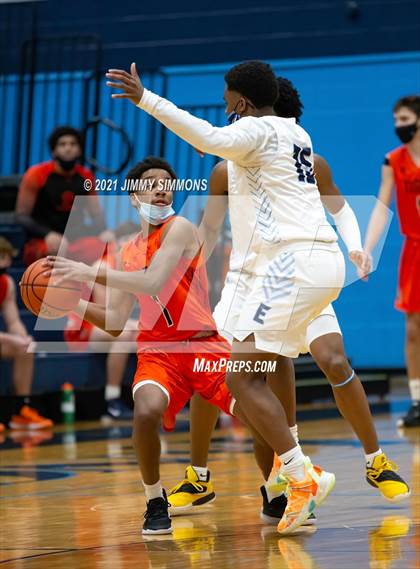 Thumbnail 2 in Edwardsville @ Belleville East photogallery.
