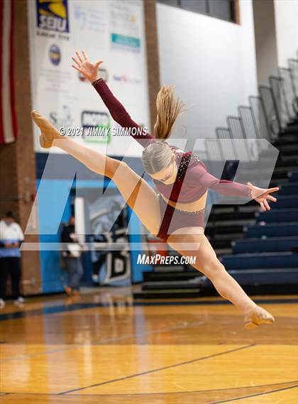 Thumbnail 1 in Edwardsville @ Belleville East photogallery.