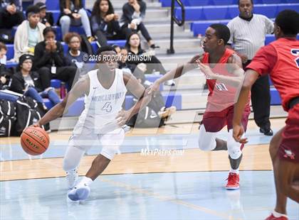 Thumbnail 3 in Duncanville vs. Atascocita (McDonald's Texas Invitational) photogallery.