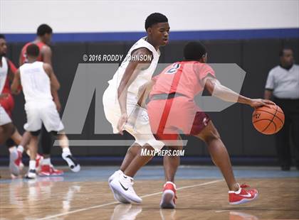 Thumbnail 2 in Duncanville vs. Atascocita (McDonald's Texas Invitational) photogallery.
