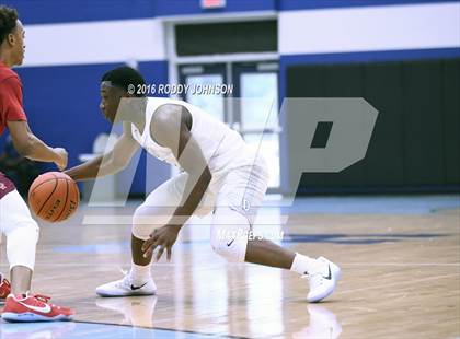 Thumbnail 3 in Duncanville vs. Atascocita (McDonald's Texas Invitational) photogallery.