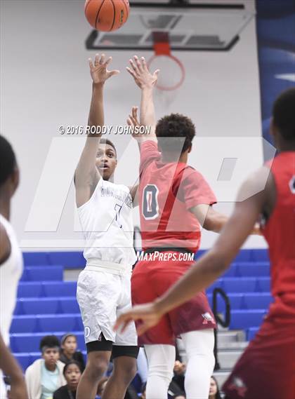 Thumbnail 2 in Duncanville vs. Atascocita (McDonald's Texas Invitational) photogallery.