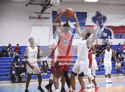 Thumbnail 2 in Duncanville vs. Atascocita (McDonald's Texas Invitational) photogallery.