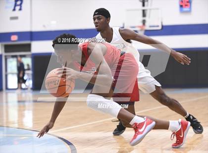 Thumbnail 2 in Duncanville vs. Atascocita (McDonald's Texas Invitational) photogallery.
