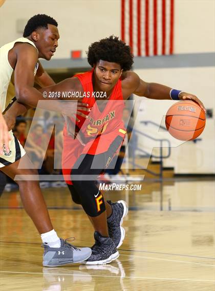 Thumbnail 3 in Fairfax vs. Bishop Montgomery (Rolling Hills Prep State Preview Classic) photogallery.