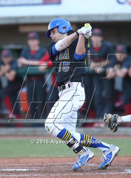 Thumbnail 2 in The First Academy vs. Mater Dei (National High School Invitational)  photogallery.