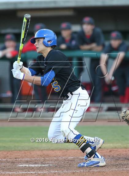 Thumbnail 3 in The First Academy vs. Mater Dei (National High School Invitational)  photogallery.