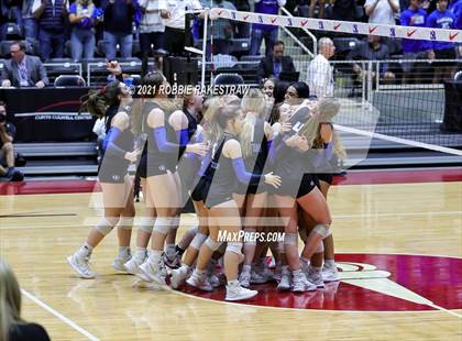 Thumbnail 2 in Bellville vs. Decatur (UIL Volleyball 4A Semifinals) photogallery.