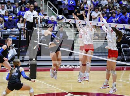 Thumbnail 2 in Bellville vs. Decatur (UIL Volleyball 4A Semifinals) photogallery.