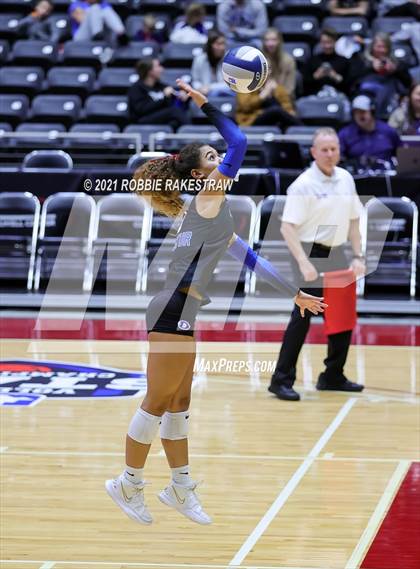 Thumbnail 2 in Bellville vs. Decatur (UIL Volleyball 4A Semifinals) photogallery.