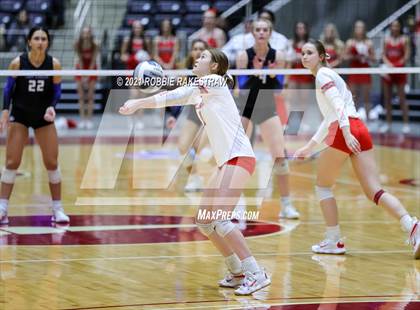 Thumbnail 3 in Bellville vs. Decatur (UIL Volleyball 4A Semifinals) photogallery.