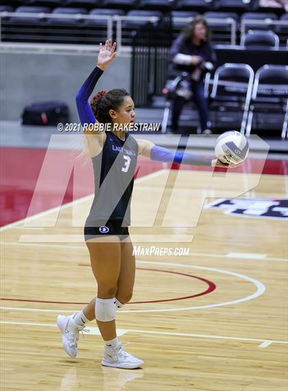 Thumbnail 1 in Bellville vs. Decatur (UIL Volleyball 4A Semifinals) photogallery.