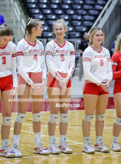 Thumbnail 3 in Bellville vs. Decatur (UIL Volleyball 4A Semifinals) photogallery.