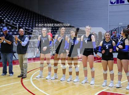 Thumbnail 3 in Bellville vs. Decatur (UIL Volleyball 4A Semifinals) photogallery.
