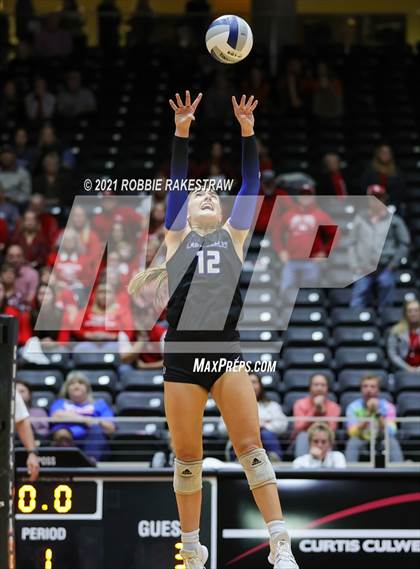Thumbnail 3 in Bellville vs. Decatur (UIL Volleyball 4A Semifinals) photogallery.