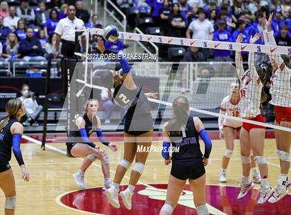 Thumbnail 1 in Bellville vs. Decatur (UIL Volleyball 4A Semifinals) photogallery.