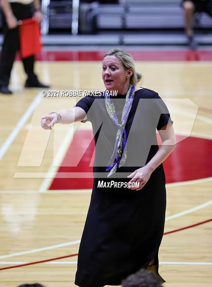 Thumbnail 1 in Bellville vs. Decatur (UIL Volleyball 4A Semifinals) photogallery.