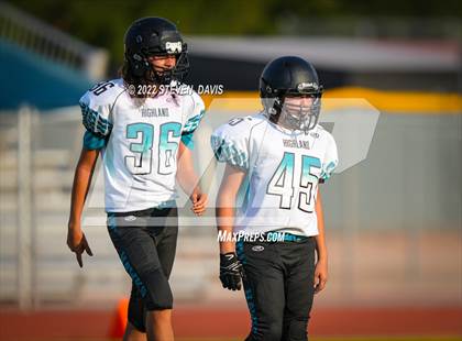 Thumbnail 3 in Highland @ Basha (B-Team) photogallery.