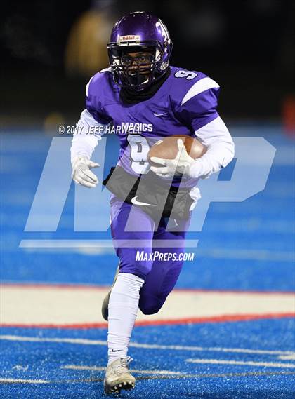 Thumbnail 2 in Barberton vs. Bedford (OHSAA Division II Region 5 Semifinal) photogallery.