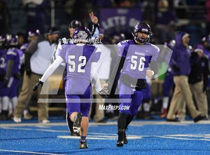 Thumbnail 2 in Barberton vs. Bedford (OHSAA Division II Region 5 Semifinal) photogallery.