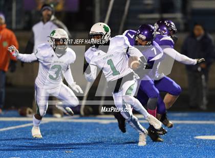 Thumbnail 1 in Barberton vs. Bedford (OHSAA Division II Region 5 Semifinal) photogallery.
