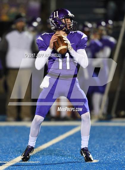 Thumbnail 3 in Barberton vs. Bedford (OHSAA Division II Region 5 Semifinal) photogallery.