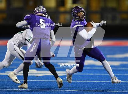 Thumbnail 3 in Barberton vs. Bedford (OHSAA Division II Region 5 Semifinal) photogallery.