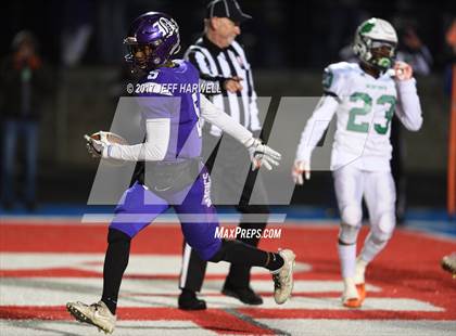 Thumbnail 2 in Barberton vs. Bedford (OHSAA Division II Region 5 Semifinal) photogallery.