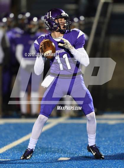 Thumbnail 1 in Barberton vs. Bedford (OHSAA Division II Region 5 Semifinal) photogallery.