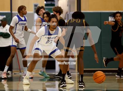 Thumbnail 2 in Bishop O'Dowd vs. Capital Christian (De La Salle MLK Classic) photogallery.