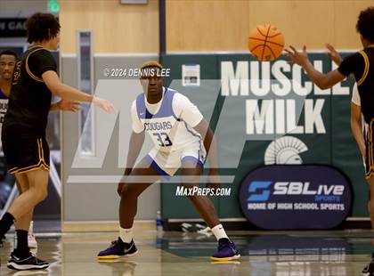 Thumbnail 3 in Bishop O'Dowd vs. Capital Christian (De La Salle MLK Classic) photogallery.