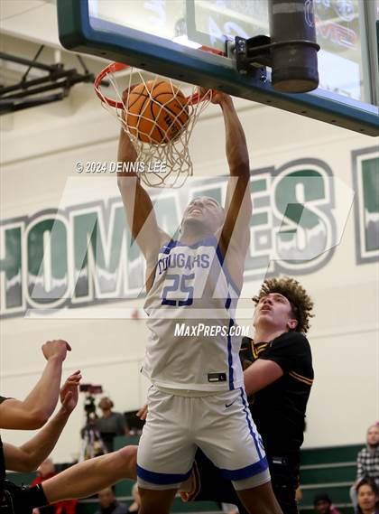 Thumbnail 3 in Bishop O'Dowd vs. Capital Christian (De La Salle MLK Classic) photogallery.