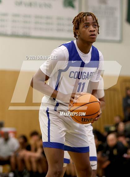 Thumbnail 3 in Bishop O'Dowd vs. Capital Christian (De La Salle MLK Classic) photogallery.