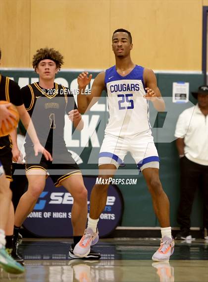 Thumbnail 1 in Bishop O'Dowd vs. Capital Christian (De La Salle MLK Classic) photogallery.