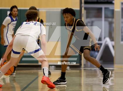Thumbnail 1 in Bishop O'Dowd vs. Capital Christian (De La Salle MLK Classic) photogallery.