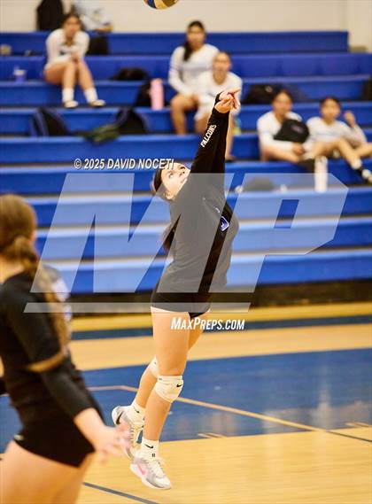 Thumbnail 3 in Atwater at Waterford (Scrimmage) photogallery.